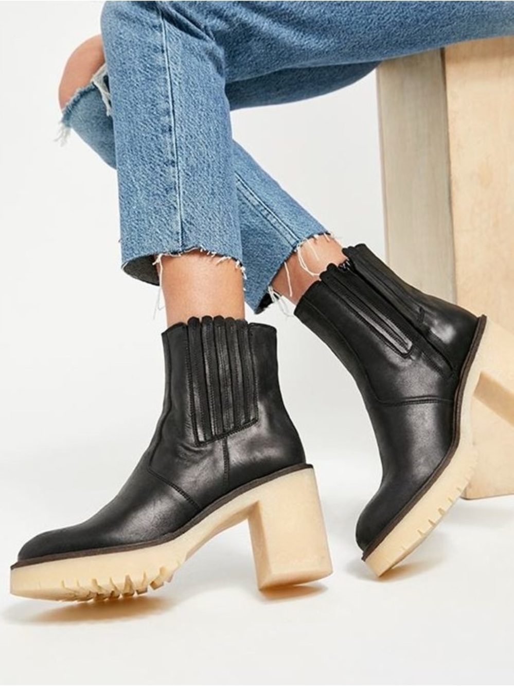 Free People James Chelsea Boots Black Leather